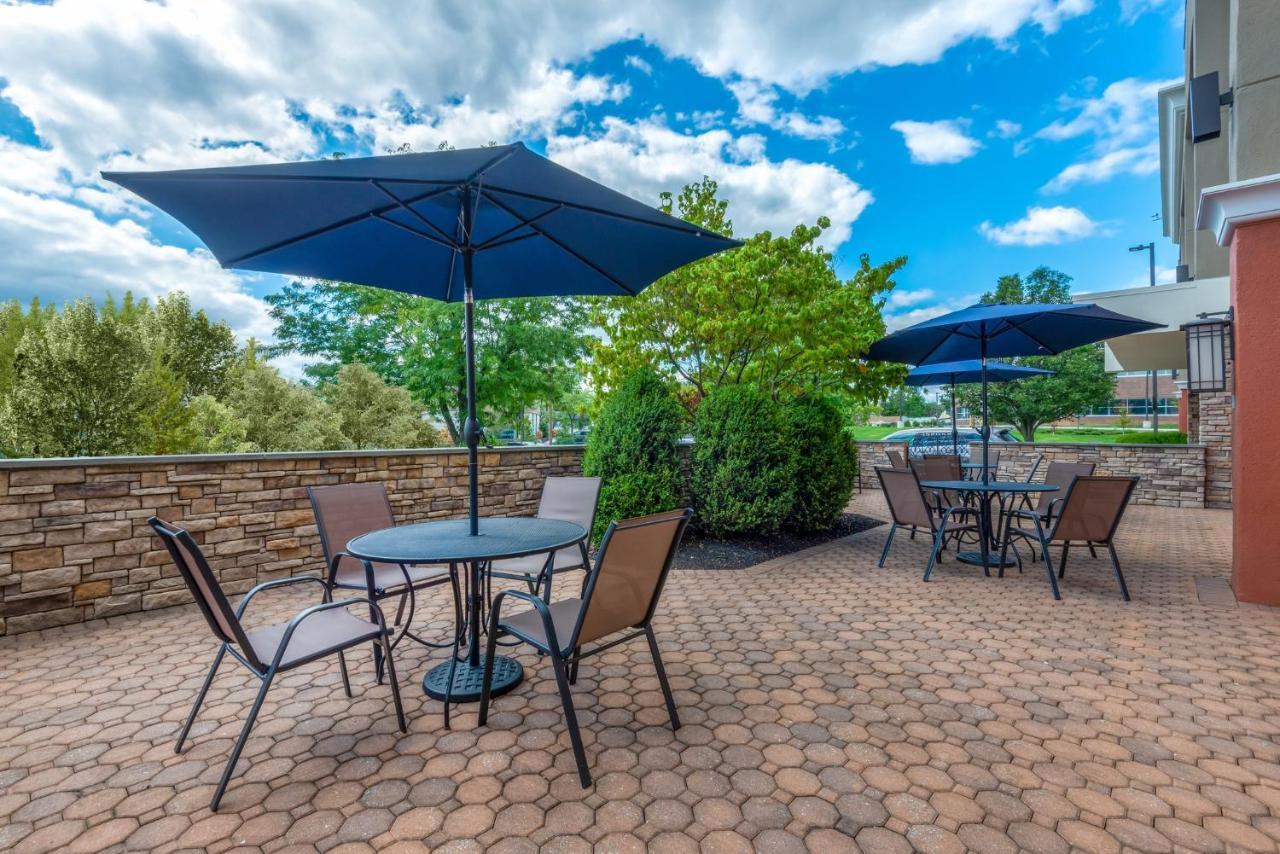 Holiday Inn Express Philadelphia Ne-Bensalem By Ihg Exterior foto