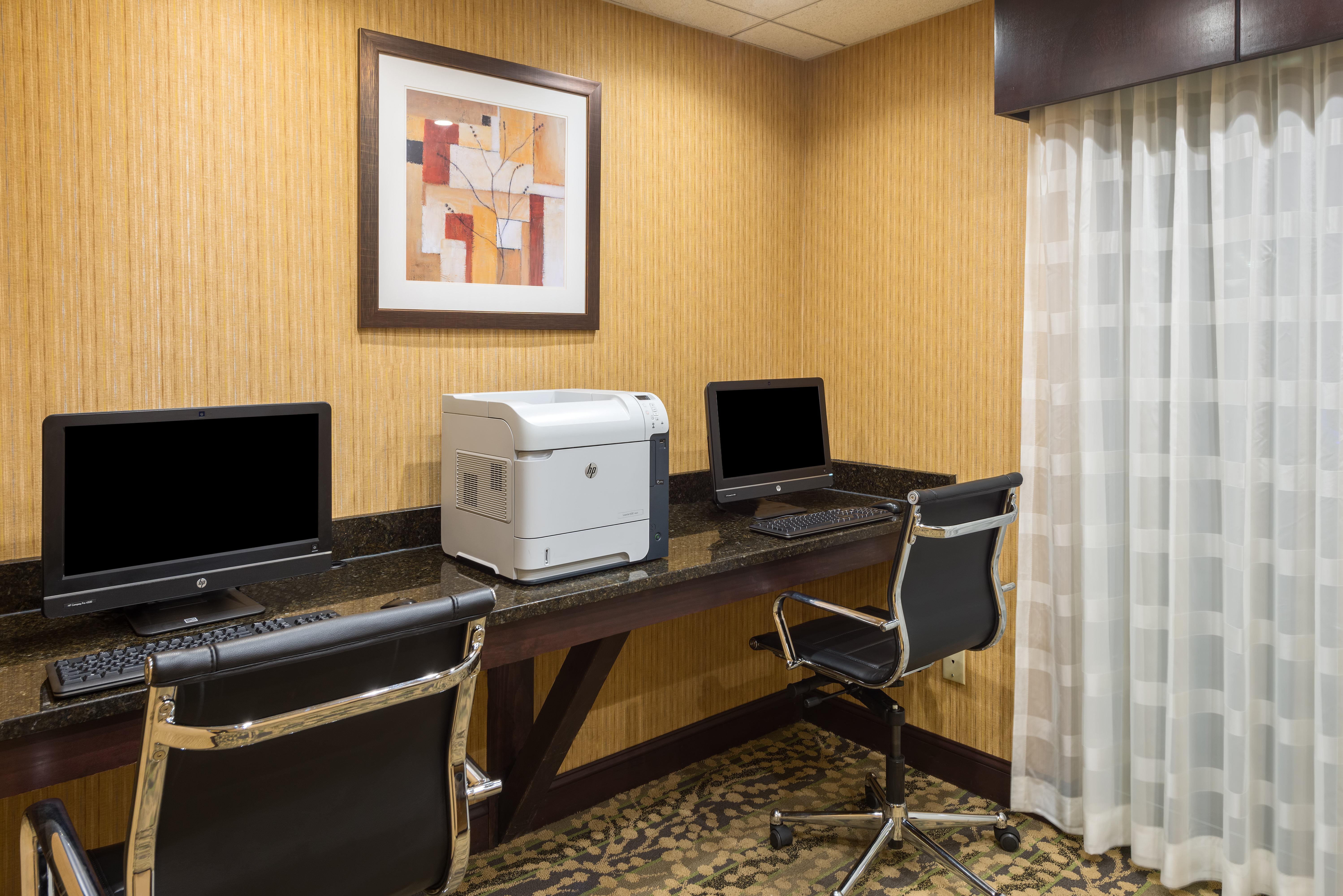 Holiday Inn Express Philadelphia Ne-Bensalem By Ihg Exterior foto